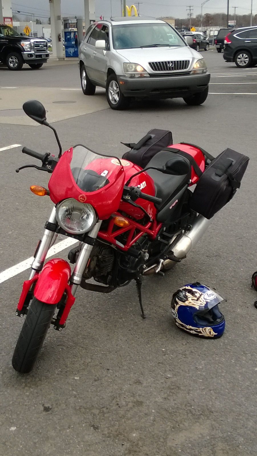 Ducati 695 Mostro